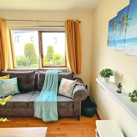 Summer Breeze - My Cosy & Warm Holiday Home In Youghal'S Heart - Family Friendly - Long Term Price Cuts Exterior photo
