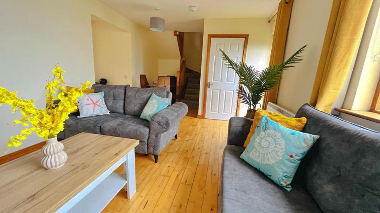 Summer Breeze: Cozy Family In Youghal's Heart Villa Youghal